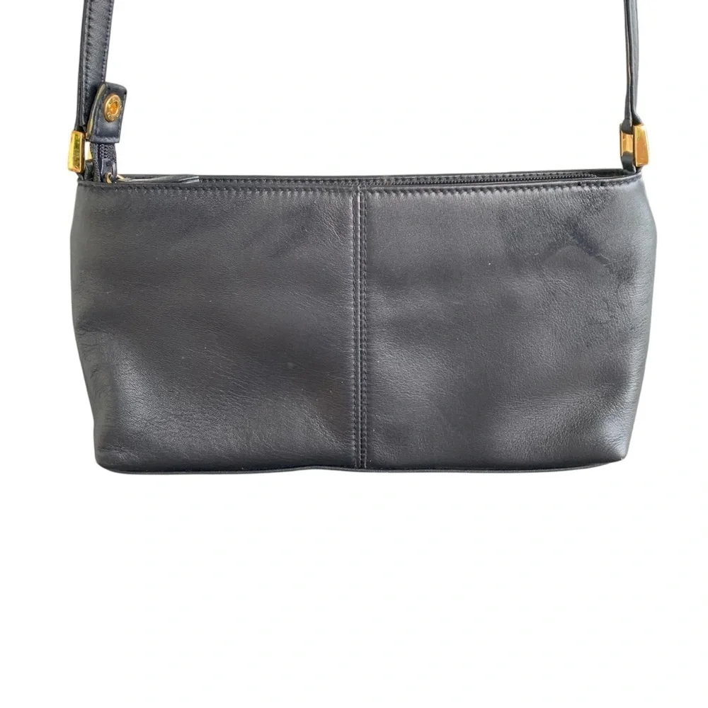 Etienne Aigner Black Cowhide Leather Crossbody Bag Purse Handbag - Picture 3 of 6